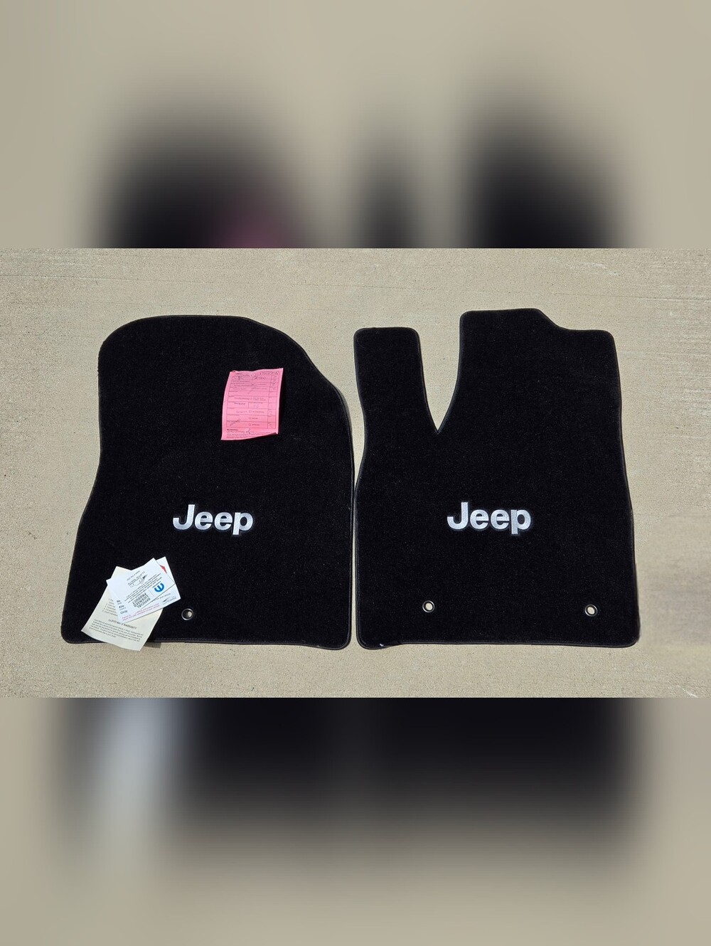 Lloyd Mats Heavy Duty Carpeted Floor Mats Jeep Grand Cherokee 2011 2-PC - New